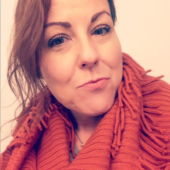 I ❤️ jewelry because it always fits. - Picture 1 of 1